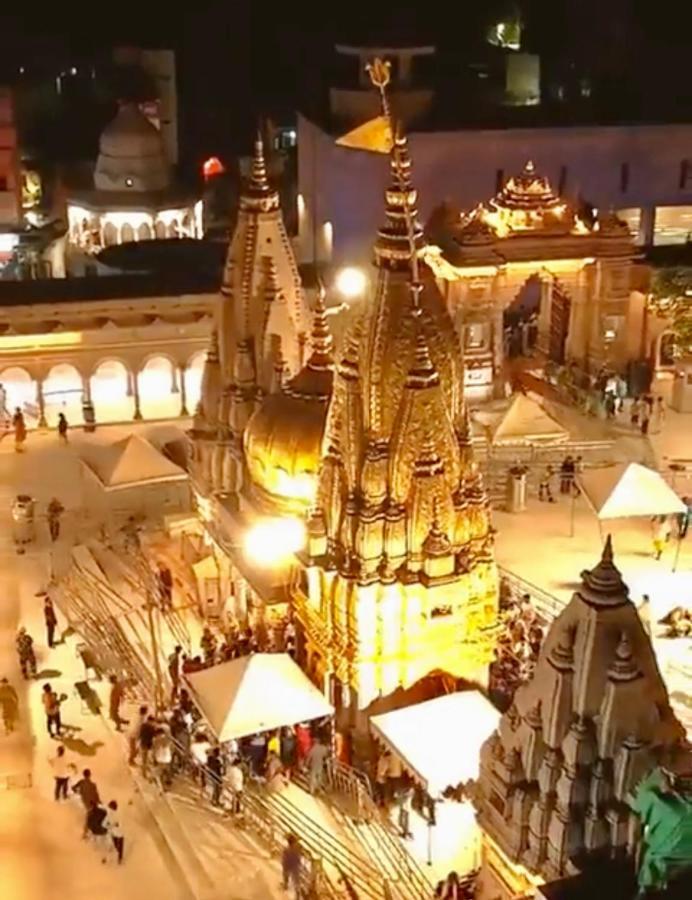 Golden Lodge Varanasi Eksteriør billede