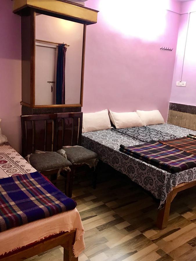 Golden Lodge Varanasi Eksteriør billede