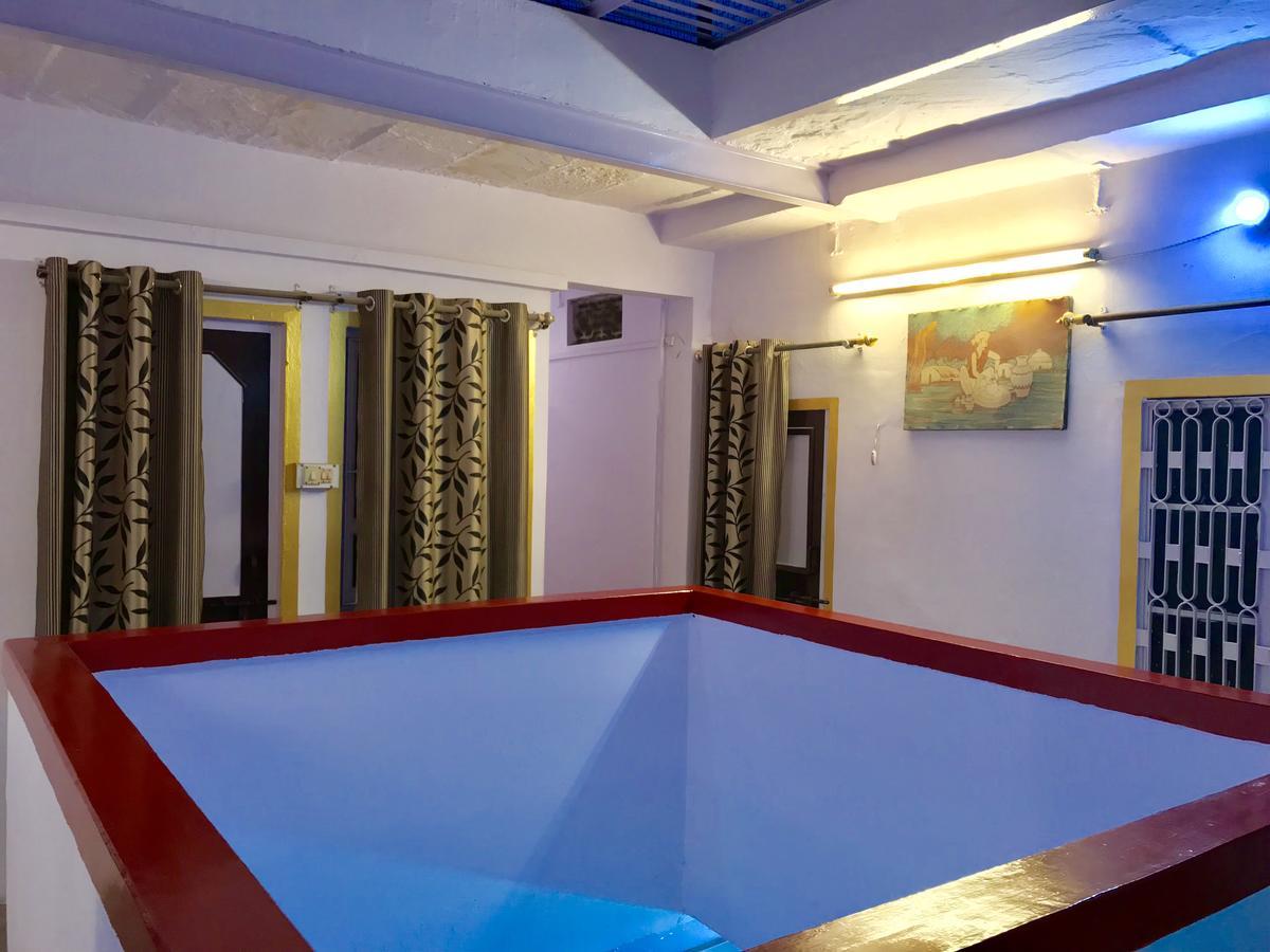 Golden Lodge Varanasi Eksteriør billede